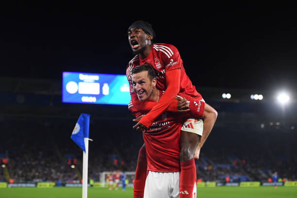 友们的斗志 友们的斗志